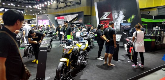 พาเที่ยวบูธ Kawasaki ในงาน Big Motor Sale 2017