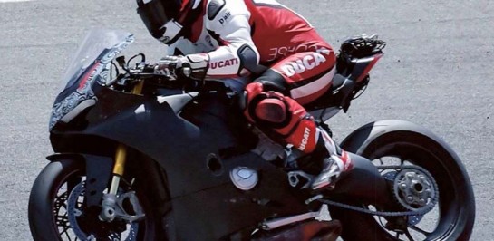 มาแล้ว ภาพแอบถ่ายครั้งแรกของ Ducati Superbike เครื่องยนต์แบบ V4 คันใหม่ล่าสุด