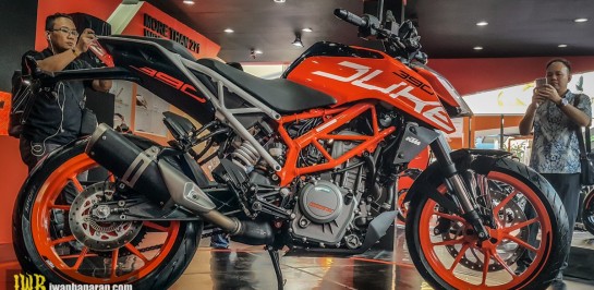 เปิดตัว All New KTM Duke 250 / 390 ที่อินโดฯ แล้ว ส่วนประเทศไทยรอกันอีกไม่นาน