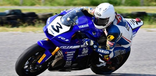 นักบิด YAMAHA RIDERS’ CLUB RACING TEAM หัวใจแกร่ง บู๊คู่แข่งสุดมันส์ ผงาดยืนโพเดี้ยม พร้อมตำแหน่งแชมป์ประเทศ รายการ R2M THAILAND SUPERBIKES CHAMPIONSHIP 2017 สนามที่ 5