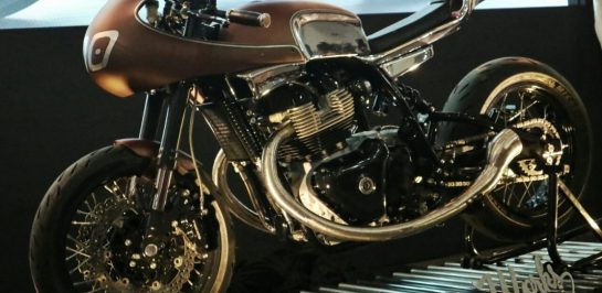 ‘The 30’ Cafe Racer รุ่นตกแต่งพิเศษจาก Royal Enfield