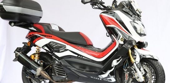 Yamaha Nmax แต่งคาลิเปอร์เบรกหน้าคู่ Brembo! 4 พอร์ต! ตรงรุ่น! ราคา 3,100,000!!! (รูเปียห์)