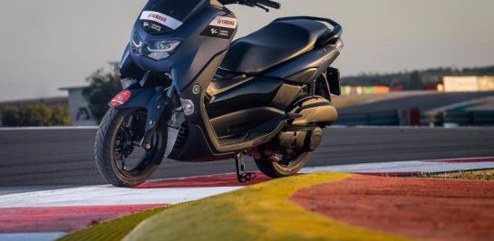 Yamaha NMax ยืนหนึ่ง Official Paddock Scooters MotoGP2021