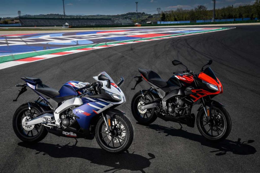 ข้อมูลเพิ่มเติมของ 2021 Aprilia RS125 และ Tuono125