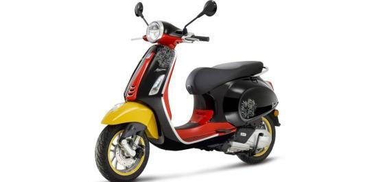 เปิดตัว Vespa “Mickey Mouse” 2023 รุ่นพิเศษ ฉลอง 100 ปี Walt Disney