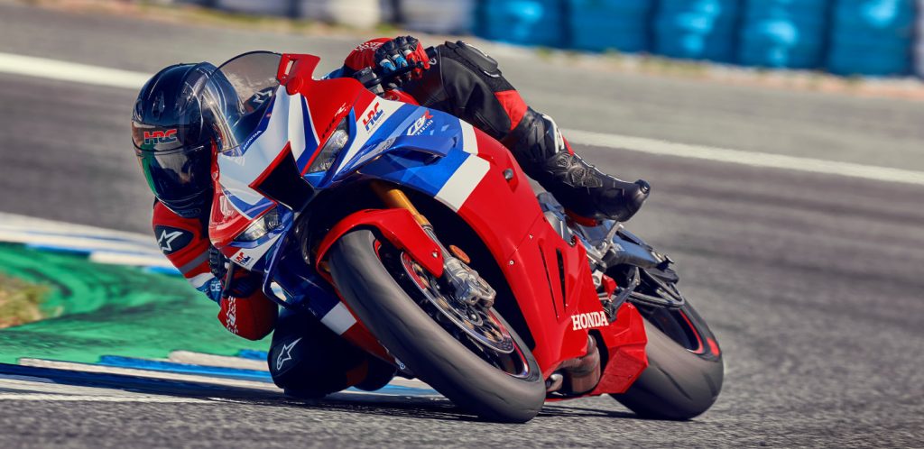 เตรียมเปิดตัว Honda CBR1000RR-R FIREBLADE และ FIREBLADE SP รุ่นปรับปรุงวใหม่ 1 มีนาคมนี้