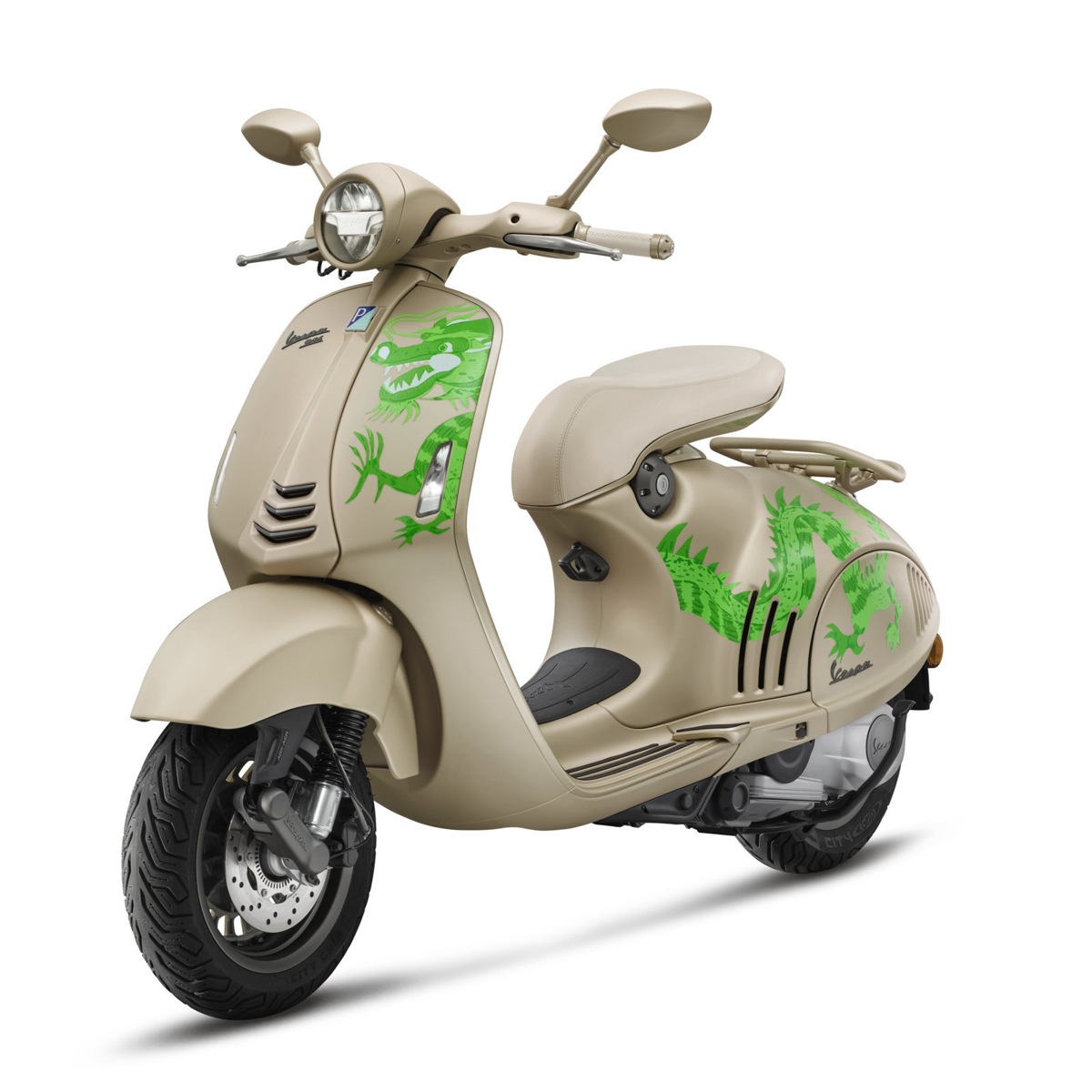 เปิดตัว Vespa 946 "Dragon" โมเดลพิเศษ เฉลิมฉลองวันชาติอิตาลี