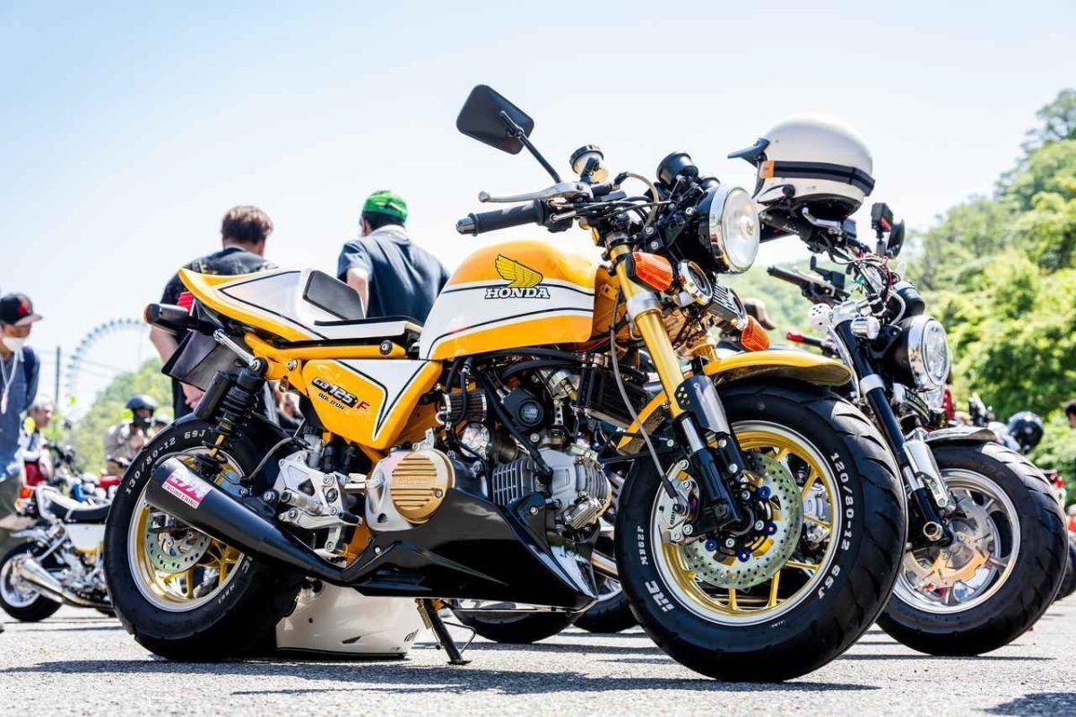 Honda Monkey 125 แปลงร่างเป็น CB750F