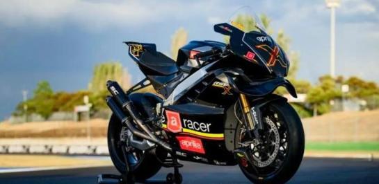 เปิดตัว Aprilia RSV4 X ex3ma เรซแมชชีนขนานแท้