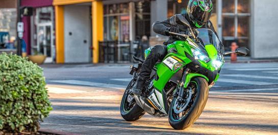 เปิดตัว Kawasaki Ninja 650 2025 สปอร์ตฟูลแฟร์ริ่งคลาสกลางรุ่นใหม่