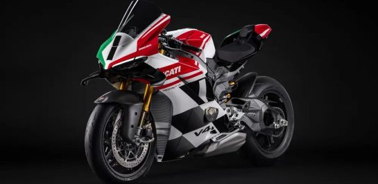 เปิดตัว Ducati Panigale V4 Tricolore 2025 ซุปเปอร์ไบค์รุ่นพิเศษ