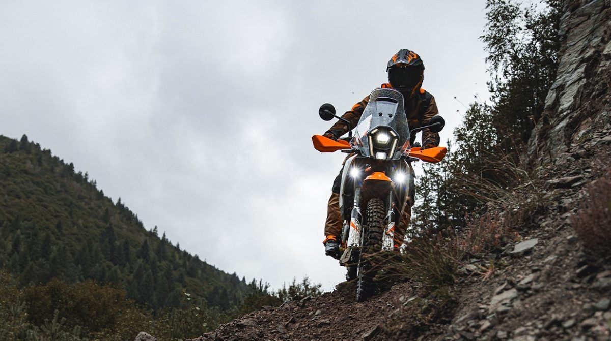 เปิดตัว KTM 250 Adventure 2025 รุ่นปรับปรุงใหม่